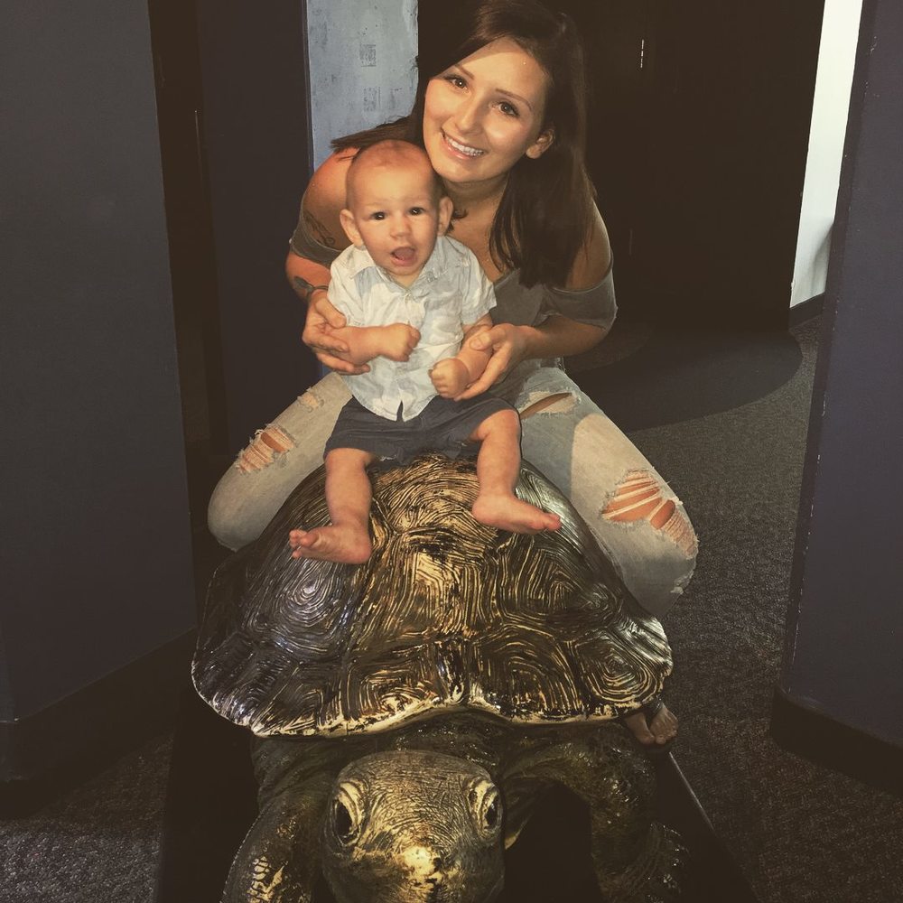 Meet your Posher, Sabrina